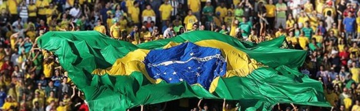 Torcidas organizadas e fanatismo estão matando nosso futebol